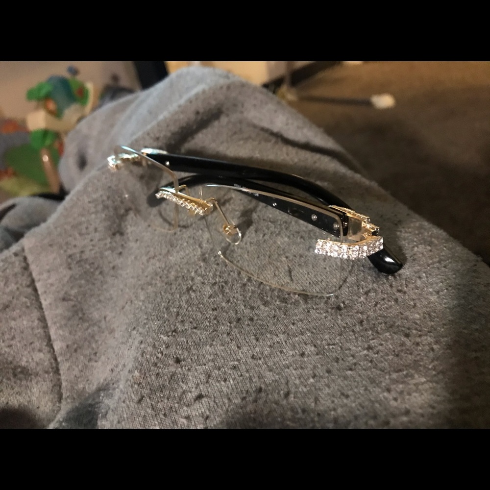 COPY - Iced out black buffs